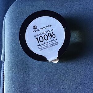 Yves Rocher Loose Powder Foundation 100 Very Light